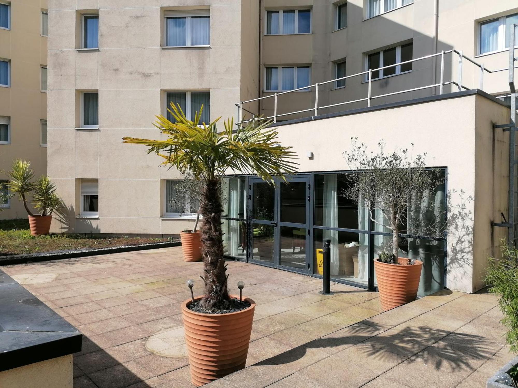 Terres De France - Appart Hotel Rouen Flaubert Exterior photo